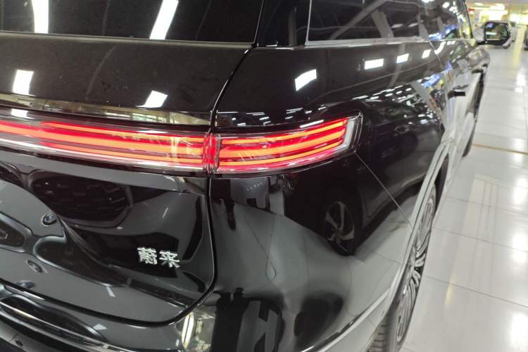 Used Nio ES8 2026 Model 6-seat Executive Luxury Edition Exterior 1