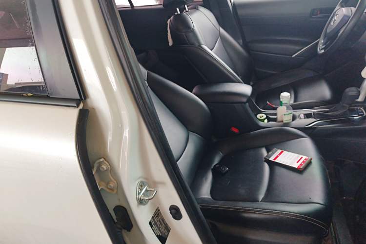 Used Toyota Corolla Cross 2022 2.0L Elite Edition Right Front Seat