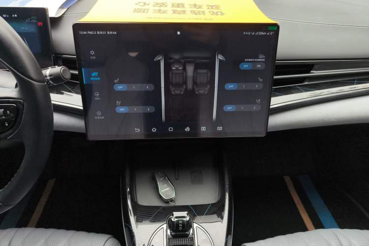 Used BYD Seal 2022 550 km Standard Range Rear-Wheel Drive Prestige Version
