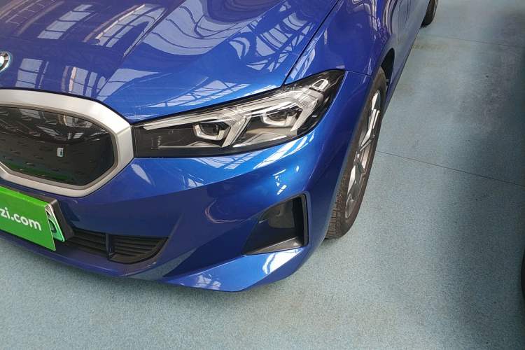 Used BMW i3 2024 eDrive 35 L
