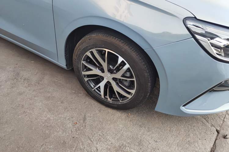 Used Geely Auto Emgrand 2023 4th Generation Champion Edition 1.5L CVT Luxury Model