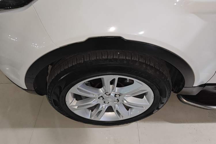 Used Land Rover Range Evoque 2016 2.0T SE PLUS Smart Enjoyment Edition Left Front Wheel Hub