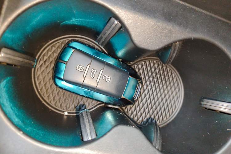 Used Dongfeng Aeolus Yixuan 2020 230T Automatic Xuan Yue Track Edition Vehicle Key