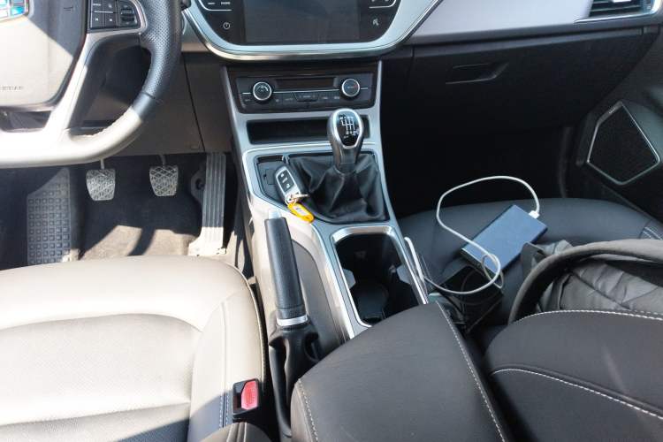 Used Geely Auto Emgrand GL 2018 1.8L Manual Elite Smart Connectivity Version