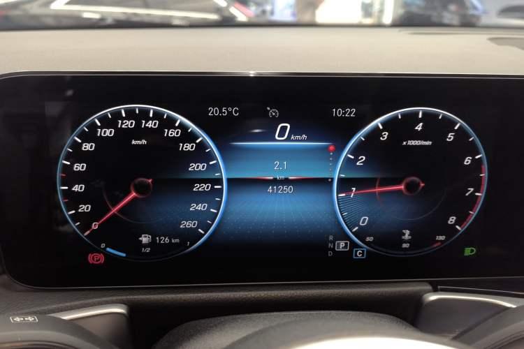 Used Mercedes-Benz GLB 2022 Second Facelift GLB 200 Dynamic Edition Instrument Cluster