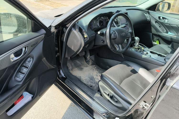 Used Infiniti Q50 2014 3.7L Comfort Edition