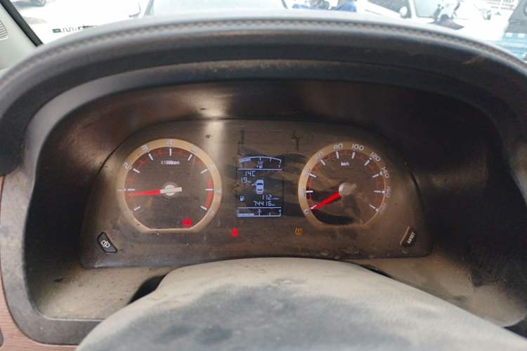 Used FORTHING Lingzhi 2020 M5L 2.0L Base Model 7 Seats Instrument Cluster