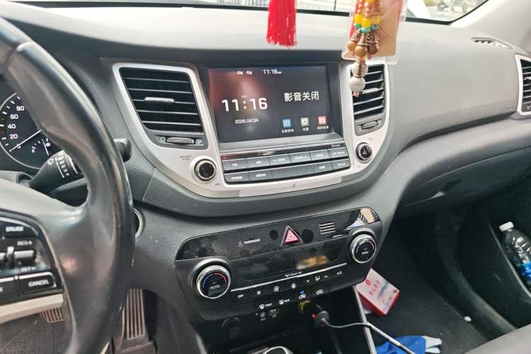 Used Hyundai Tucson 2015 1.6T Dual-Clutch Two-Wheel-Drive Smart Model
