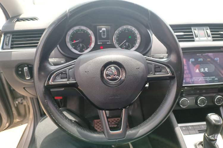 Used Skoda Octavia 2018 TSI280 DSG Luxury Edition
