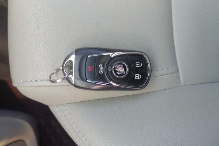 Used Buick GL8 2023 ES Lu Zun Comfort Model Interior 1