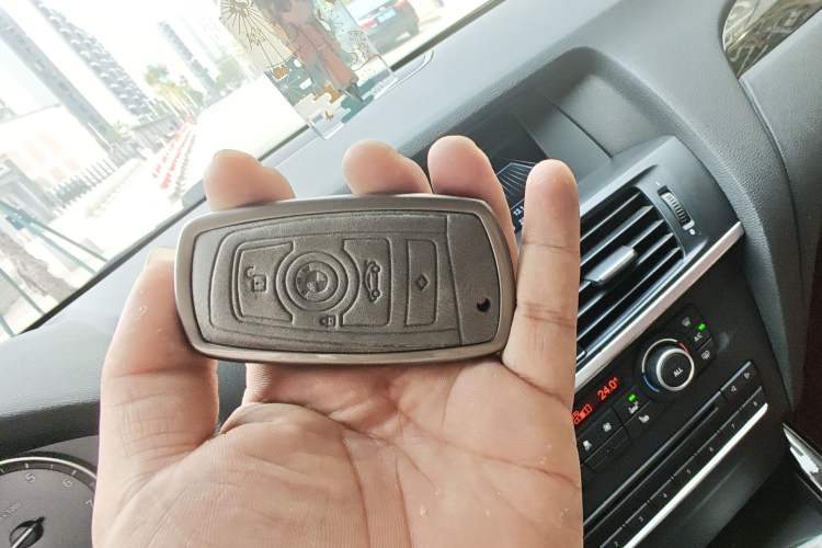 Used BMW X3 2013 Facelifted xDrive20i Luxury Edition
