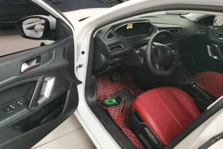 Used Peugeot 308 2016 1.6L Automatic Fashion Edition