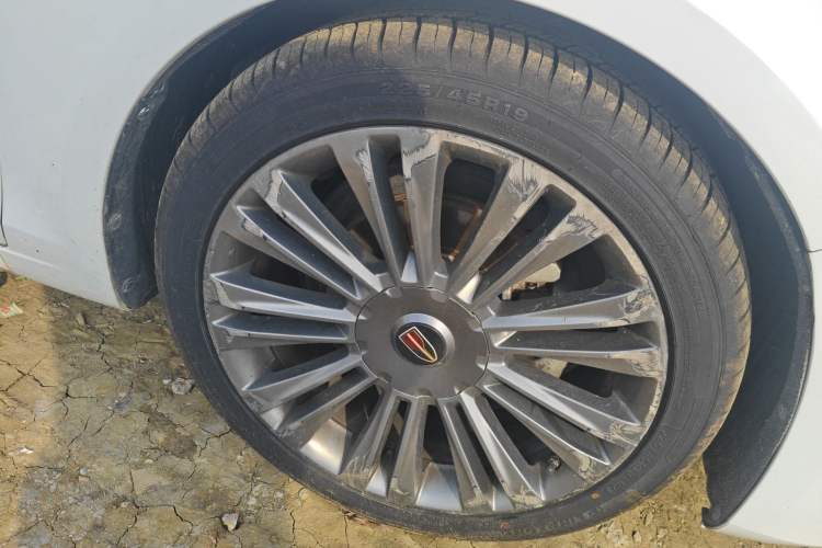 Used Hongqi H5 2019 30TD Smart Connect Dynamic Edition
