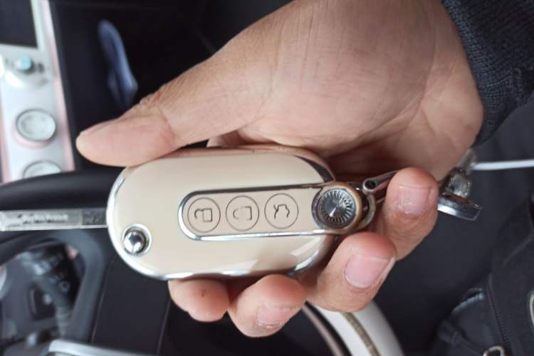 Used Wuling Hongguang MINIEV 2022 Macaron Premium Model – Lithium Iron Phosphate