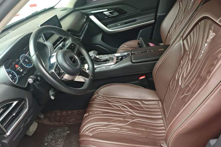 Used Zotye T500 2018 1.5T Automatic Smart Connected Prestige Model
