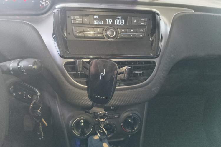 Used Peugeot 2008 2014 1.6L Manual Trend Edition