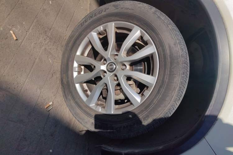 Used Nissan X-Trail 2019 2.0L CVT Smart Connect Comfort Edition 2WD Right Front Wheel Hub