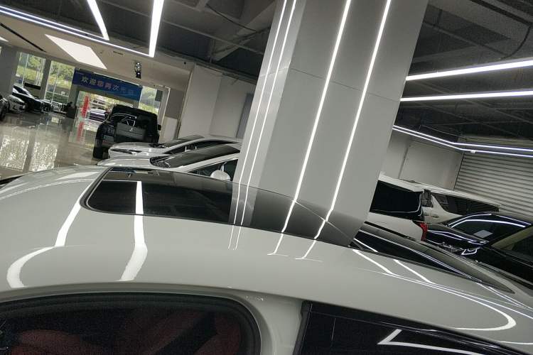 Used Porsche Macan 2023 Macan 2.0T Roof