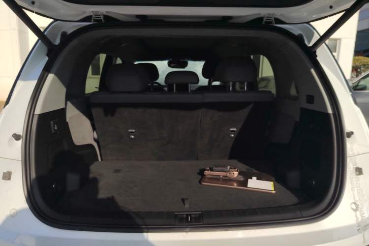 Used Zeekr MIX 2025 Intelligent Driving Version
