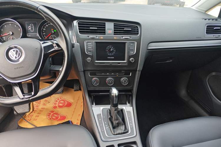 Used Volkswagen Golf 2016 1.6L Automatic Comfort Model