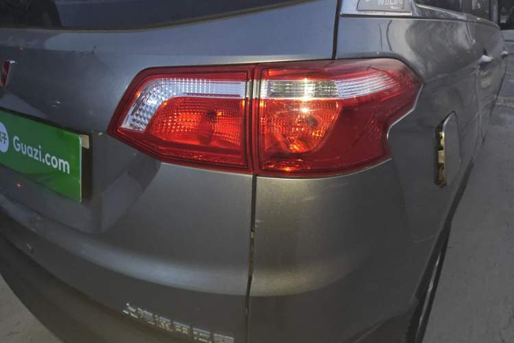 Used Wuling Hongguang S3 2018 1.5L Manual Luxury Model China V Standard
