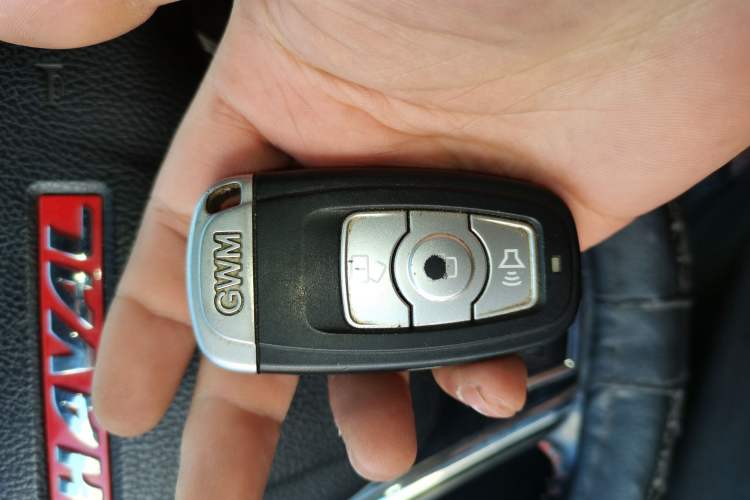 Used Haval H6 2015 Revised Version Sport Edition 1.5T Manual Transmission Two-Wheel Drive Elite Grade
