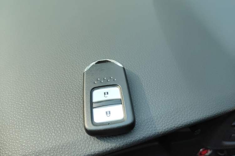 Used Honda Vezel 2020 1.5L CVT Luxury Edition Vehicle Key