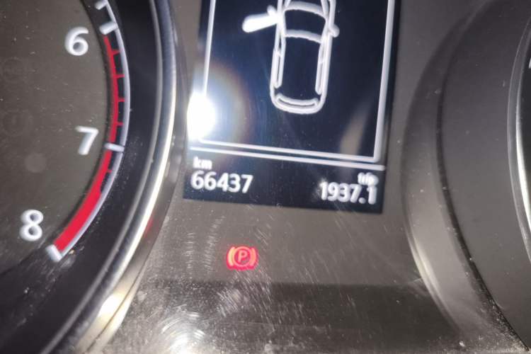 Used Volkswagen Golf 2017 1.6L Automatic Comfort Million-Vehicle Anniversary Edition