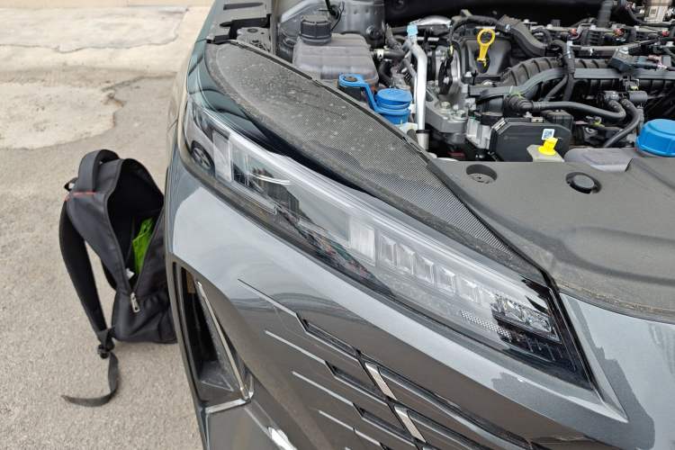 Used CHANGAN Eado 2025 Blue Whale 1.5T 500Bar Prestige Model Right Front Headlight