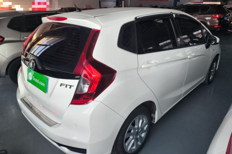 Used Honda Fit 2018 1.5L CVT Comfort Sunroof Version