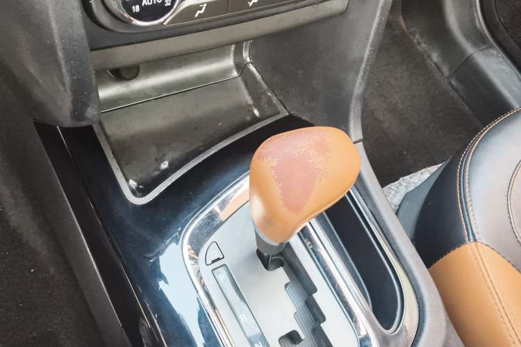 Used Soueast DX7 2016 1.5T Automatic Glory Edition
