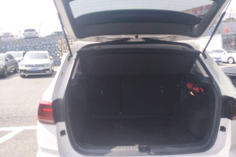 Used Volkswagen Tharu 2020 Restyled 330TSI Four-Wheel Drive Luxury Edition China VI Standard