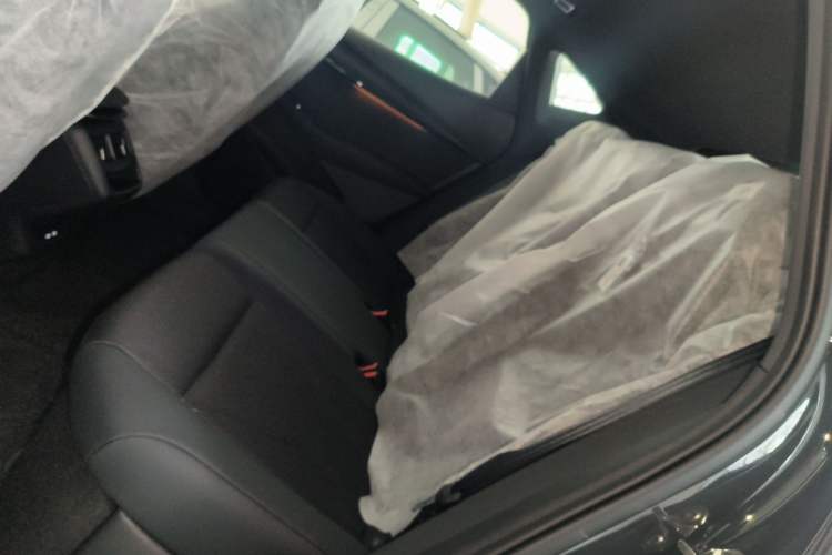 Used Volkswagen ID.UNYX 2025 Pure Model Left Rear Seat