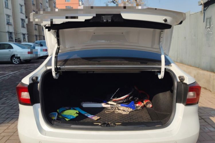 Used Roewe i5 2021 1.5L CVT Diamond Edition
