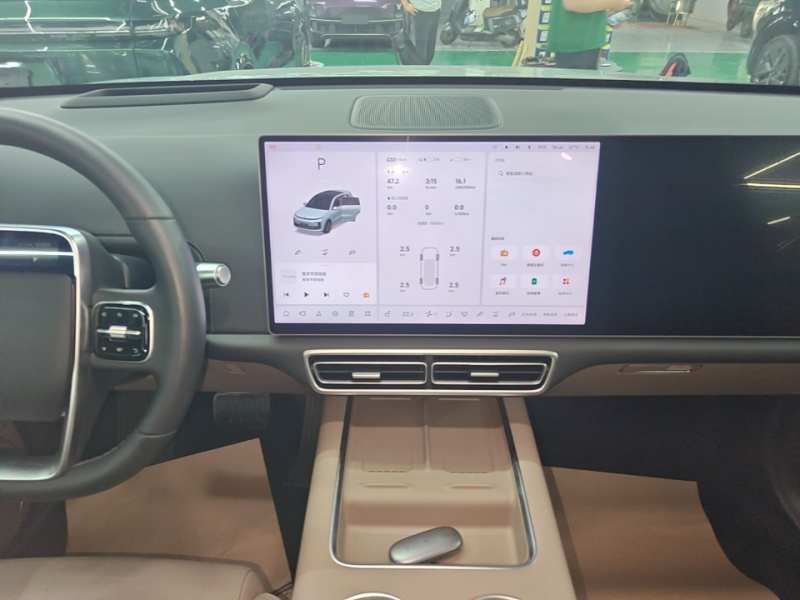 Used Li Auto L6 2025 Max Smart Refresh Edition — 12