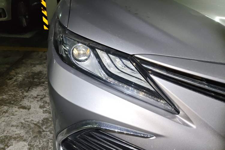 Used Toyota Camry 2021 2.5G Luxury Edition
