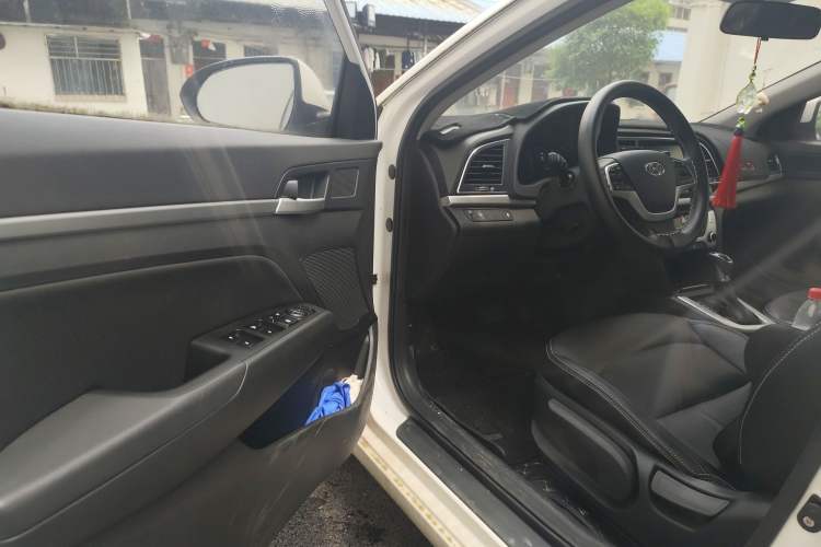 Used Hyundai Elantra (6th Generation / Lingdong) 2016 1.6L Automatic ZhiXuan – Elite Version Driver Seat