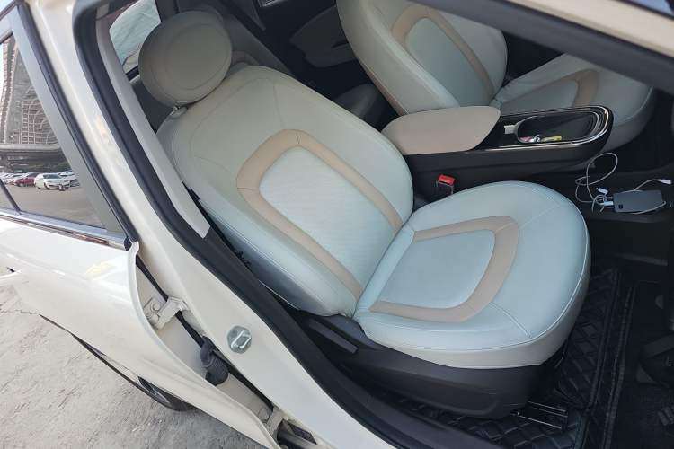 Used JAC Yiwei 3 2023 505km Pro