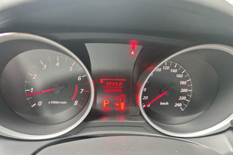 Used Mitsubishi ASX 2013 2.0L CVT Two-Wheel Drive Elite Edition Instrument Cluster