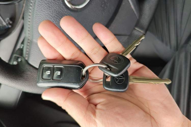 Used Toyota YARiS L Zhi Xiang 2018 1.5E CVT Champion Limited Edition Vehicle Key