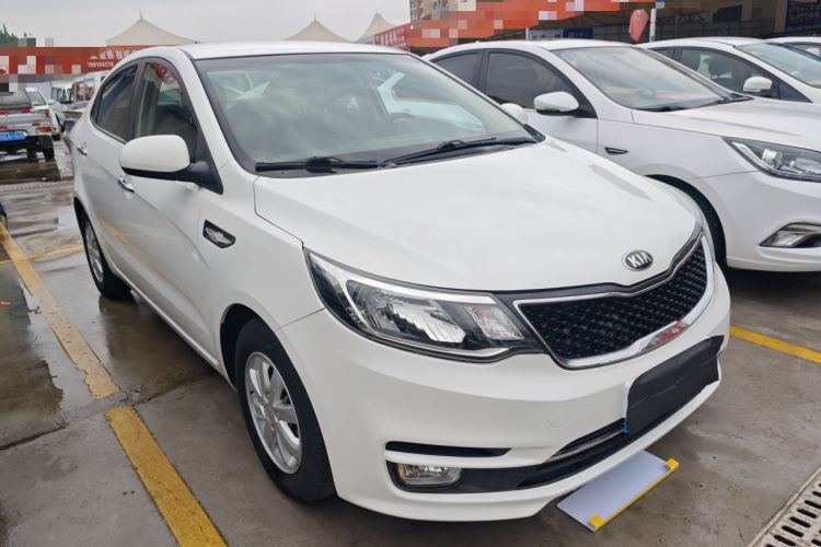 Used Kia K2 2015 Sedan 1.4L MT GLS Front Right 45 Deg