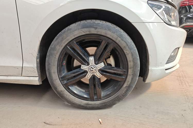 Used Volkswagen Lamando 2018 280TSI DSG Comfort Edition
