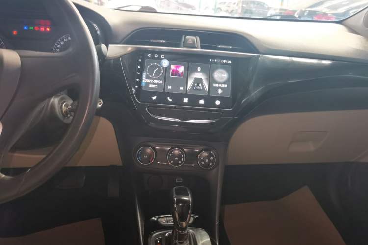 Used Buick Excelle 2020 15N CVT Elite Edition Audio And AC Panel