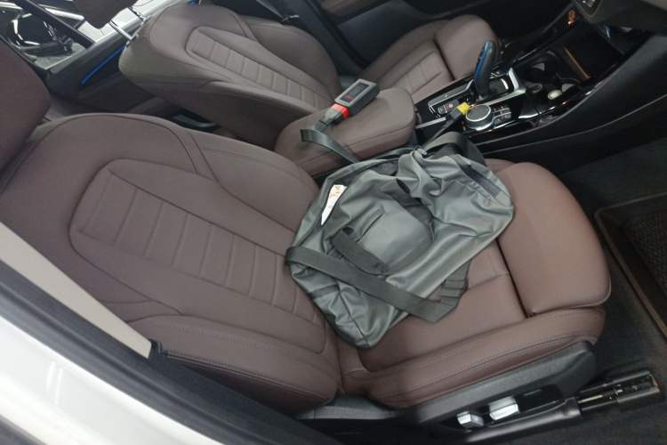 Used BMW iX3 2021 Updated Leading Edition
