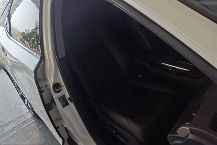 Used Lexus RX 2020 300 4x4 Elegant Edition China VI
