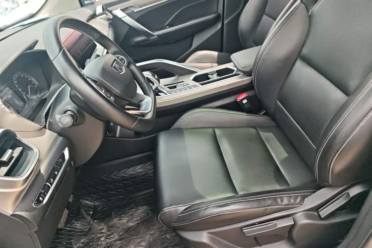 Used Geely Auto Coolray 2019 260T DCT Knight China V Standard