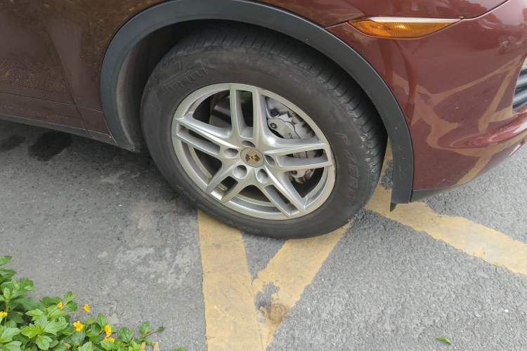 Used Porsche Cayenne 
