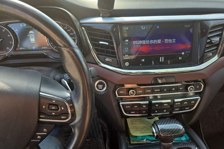 Used GAC Trumpchi GS8 2017 320T Two-Wheel Drive Luxury Smart Connectivity Version (7 Seats)