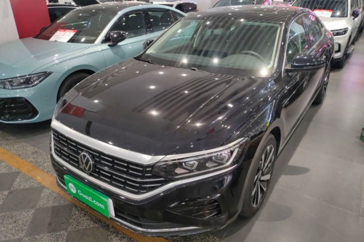 Used Volkswagen Passat 2025 Outstanding Model 380TSI Dragon Glory Edition