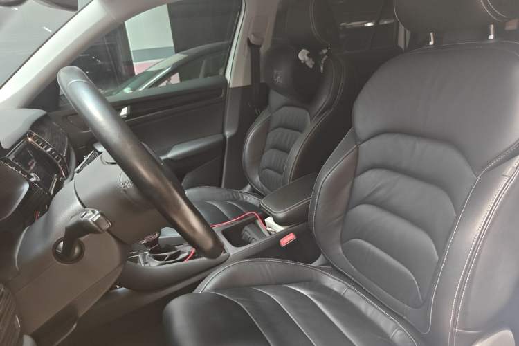 Used Skoda Kodiaq 2019 Facelifted TSI330 5-Seater Two-Wheel-Drive Luxury Enjoyment Edition China VI Standard Left Front Seat